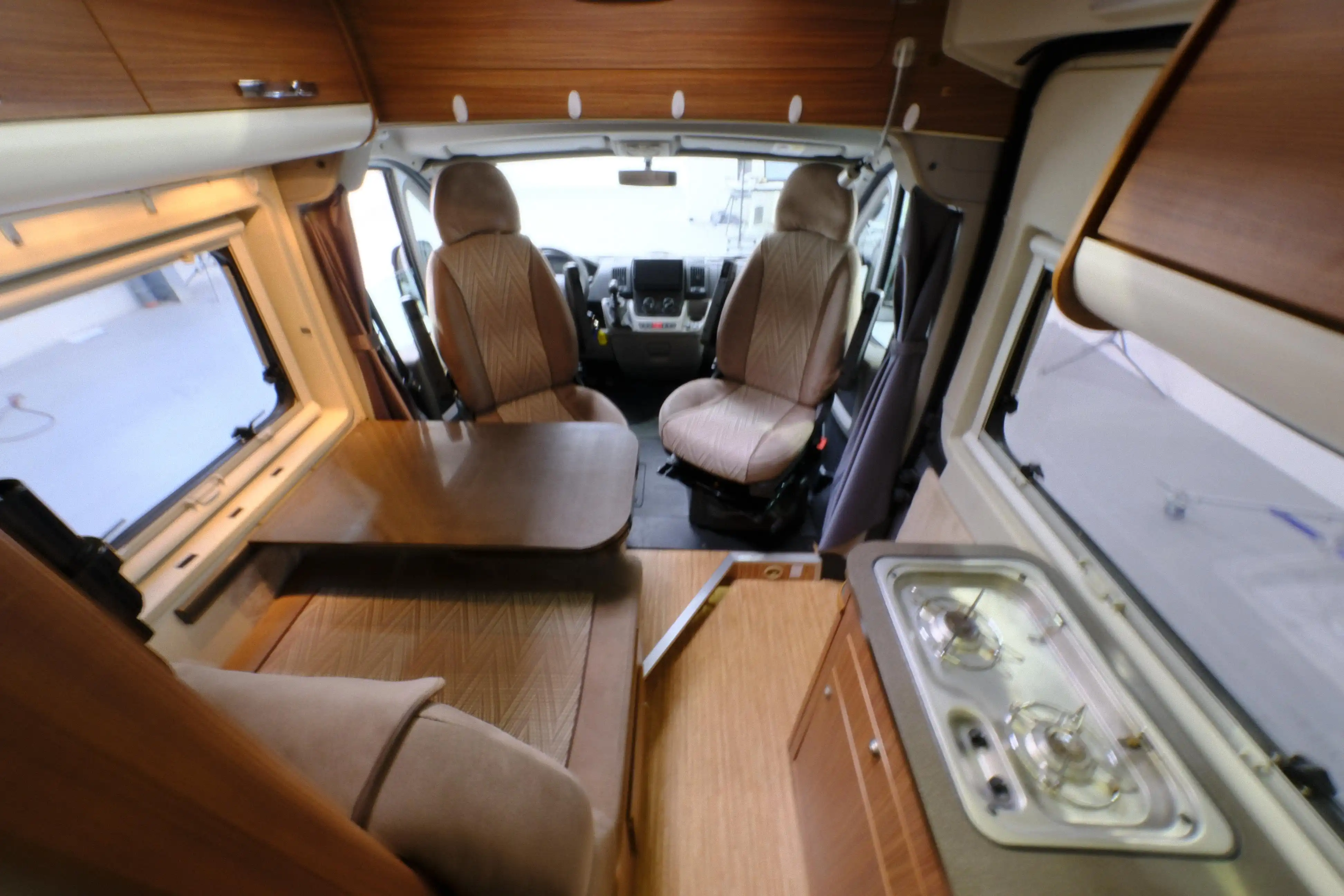 ADRIA Twin 600 SP